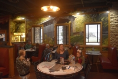 gleap_dining_02_04182018_750px